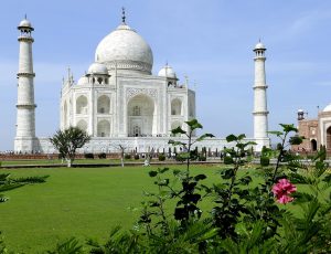 Best Strategies for Live Casino Poker in Uttar Pradesh: Complete 2027 Guide for Indian Players